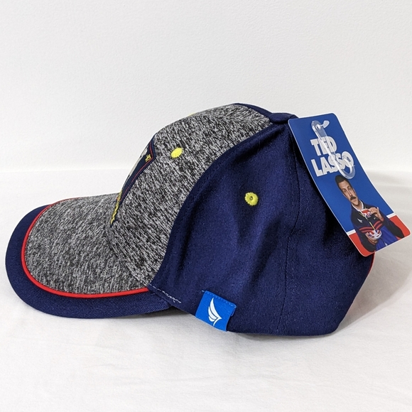 TED LASSO Warner Bros 6 Panel A.F.C. RICHMOND Snapback Hat, Embroidered Cap, NWT - Picture 4 of 5